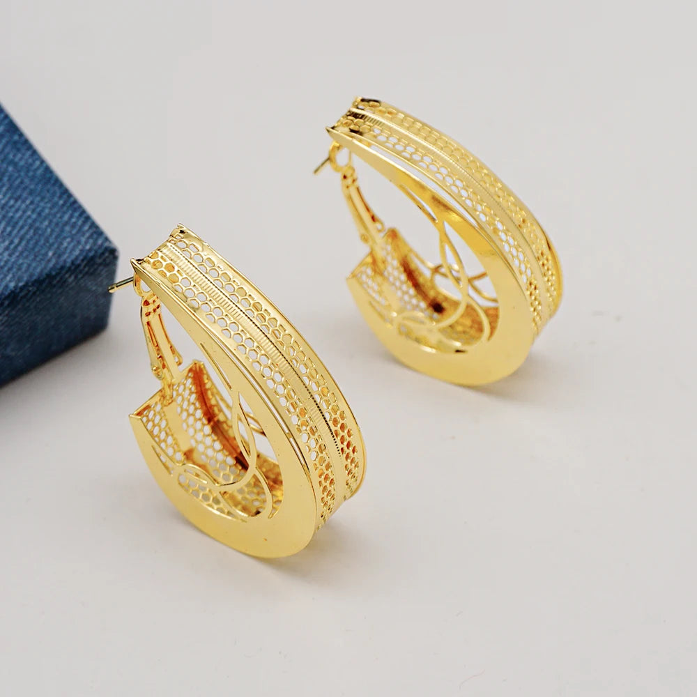 Fashion Dubai Jewelry Sets Gold Color Pendant Copper Classic Earrings Necklace For Women Daily Wear Party Anniversary Gifts