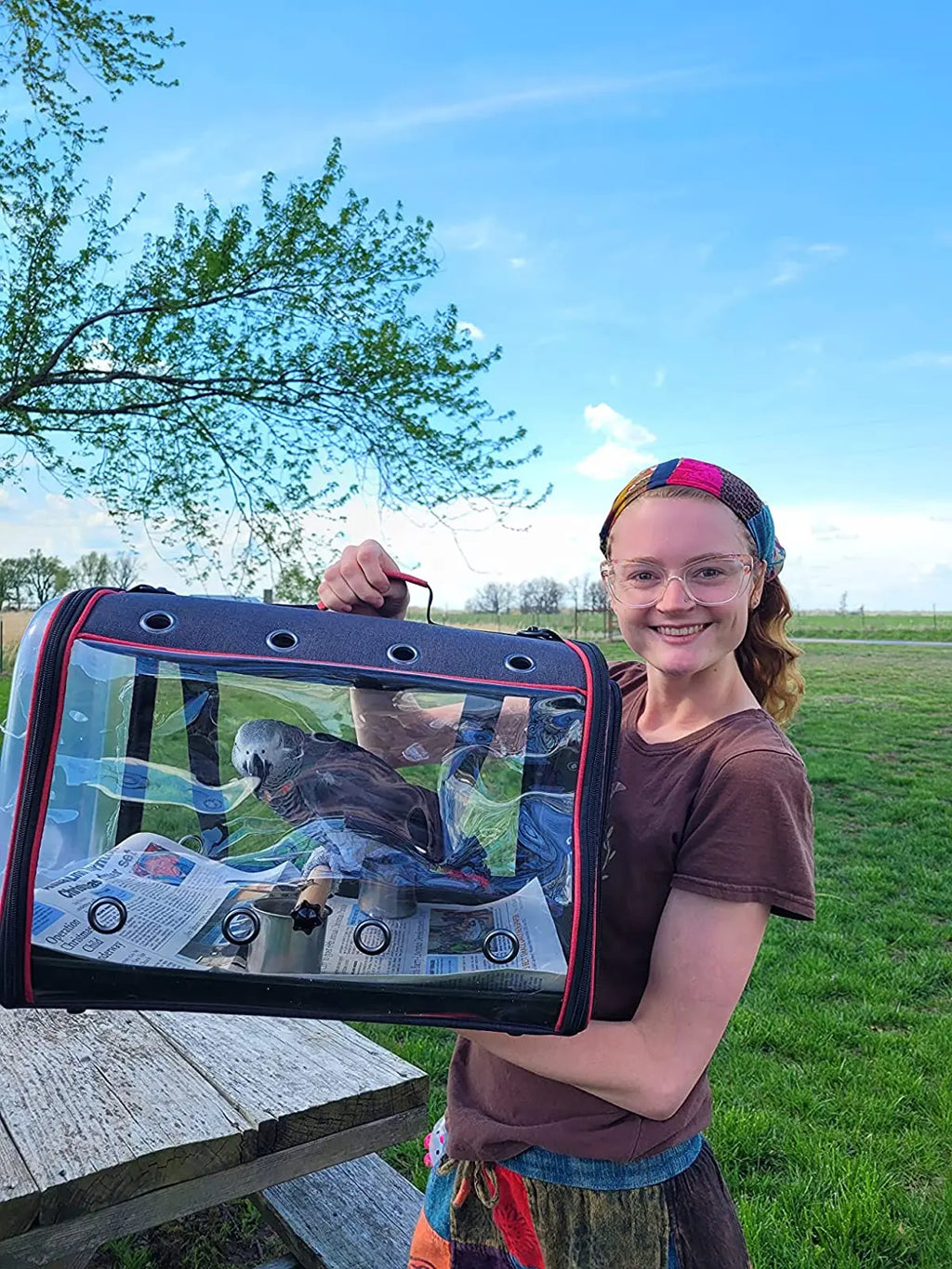 Bird Carrier Bag  Bird Travel Cage with Stand, Lightweight Backpack for Parrot, Colorday Portable Bird Travel  Lightweight  Bag,