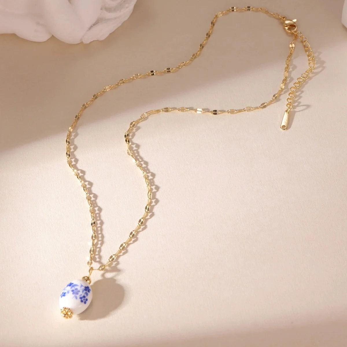 Vintage Blue Ceramic Pendant Necklace, Women's Collarbone Accessory Statement, Heart-Shaped Stainless Steel Chain Necklaces Gift