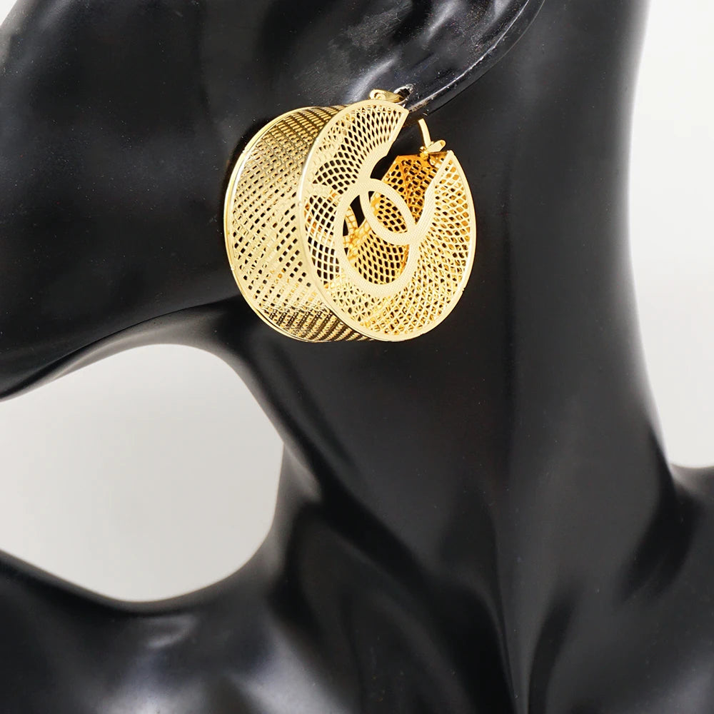 Fashion Dubai Jewelry Sets Gold Color Pendant Copper Classic Earrings Necklace For Women Daily Wear Party Anniversary Gifts