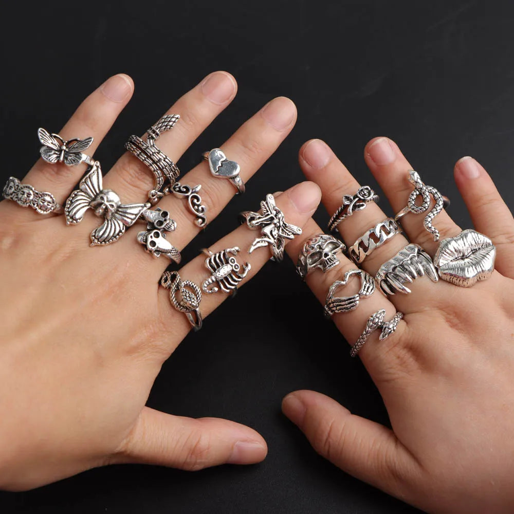 10/20/30/50Pcs/Lot Fashion Vintage Punk Gothic Rings For Women Men Owl Skeleton Animal Hop Party Gifts Fingers Jewelry Mix Style