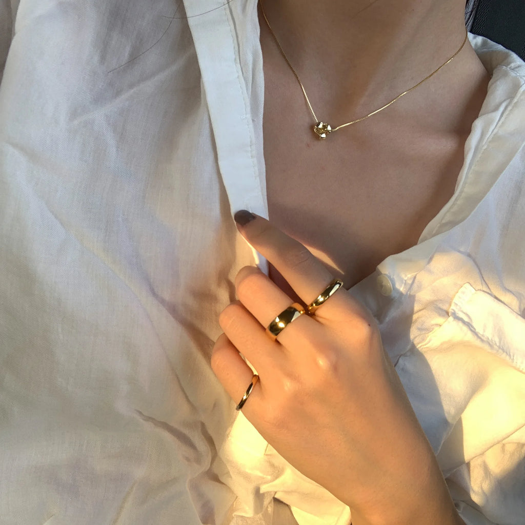 High quality titanium steel plated 18K gold ring couple ring Europe and the United States men and women 2mm4mm6mm8mm simple ring