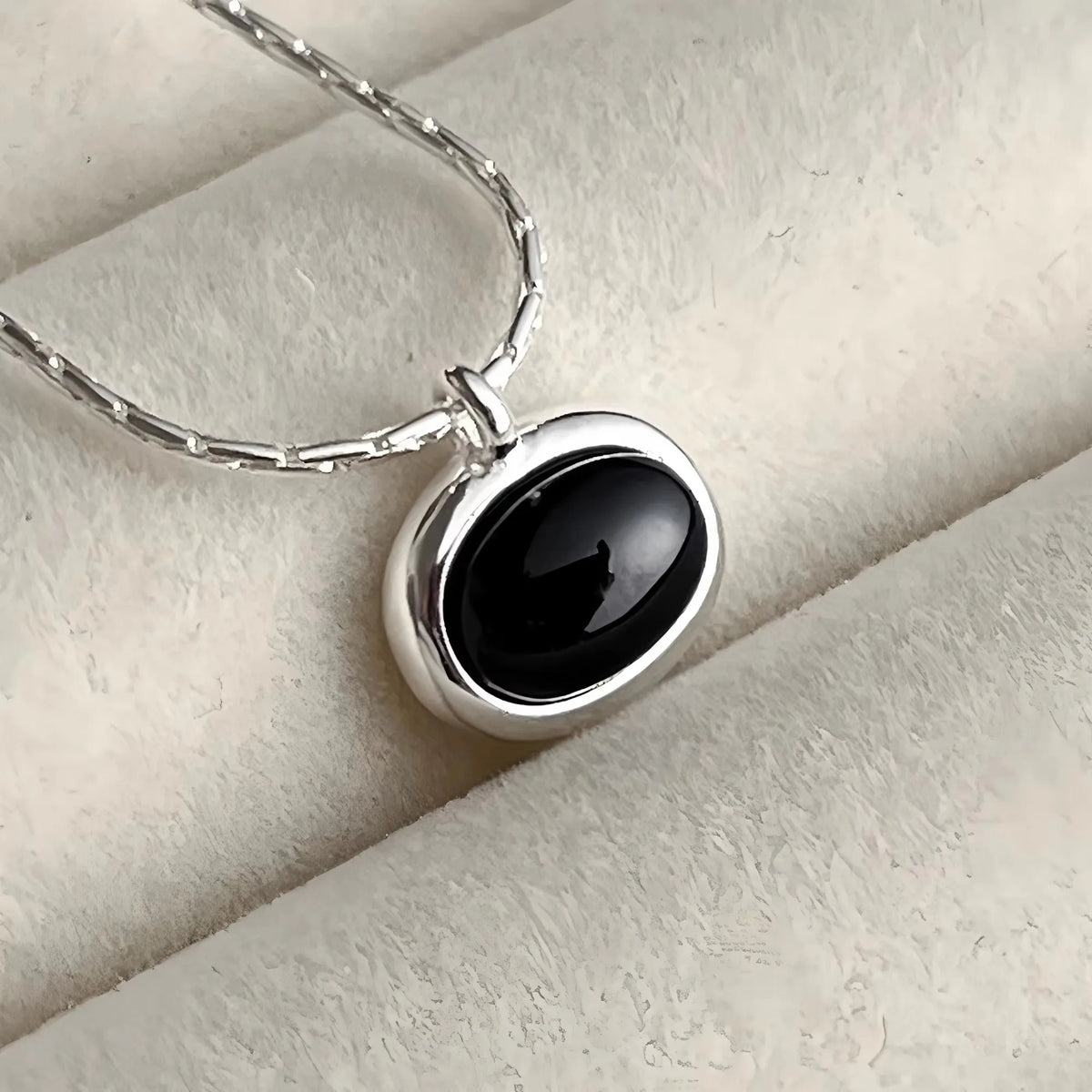 PANJBJ 925 Sterling Silver Onyx Necklace for Women Girl Concise Individuality Fashion Jewelry Birthday Gift Dropshipping