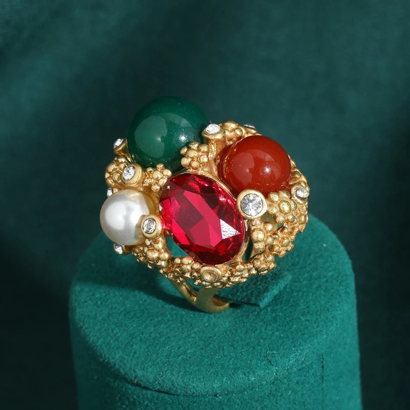 Elegant Vintage Rings for Women Copper Antique Gold Color Oval Crystal Emerald Round Natural Stone Designer Retro Jewelry