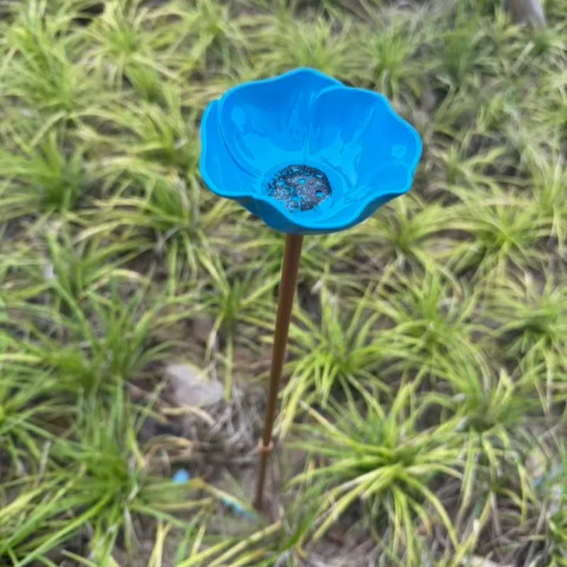 Garden Metal Flower Bird Bath Stake with Copper Bird Water Cleaner Disk Outdoor Yard Bird Water Bowl Bird Feeder Garden Ornament