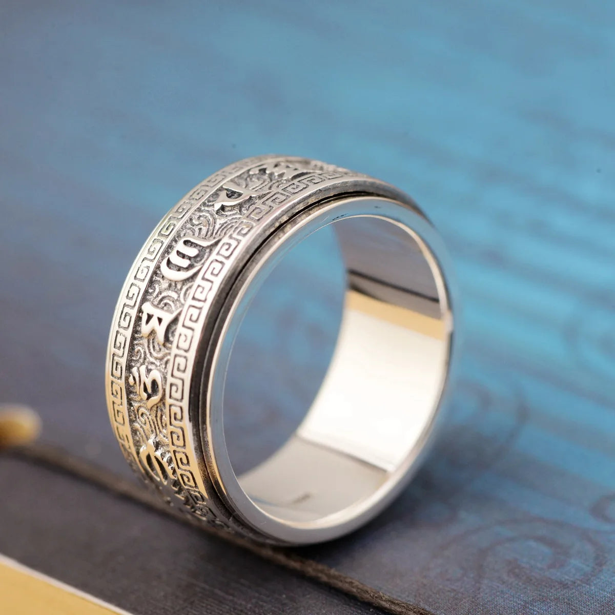 Factory Price S925 Sterling Silver Craft Mens Rings Rotable Stereoscopic Vintage Glossy Six-character Mantra Jewelry Gift