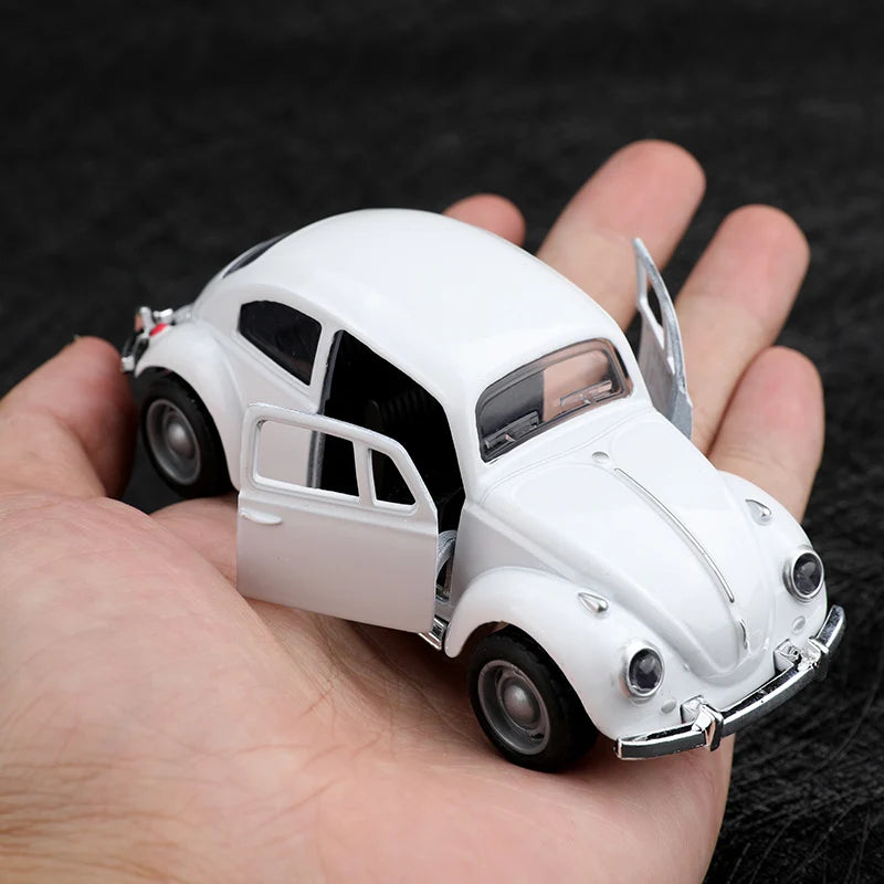 (bagged)1:38 Classical Cute Beettle, Alloy Model Car, Simulated vehicle, children's alloy car, boy's toy model, car ornaments