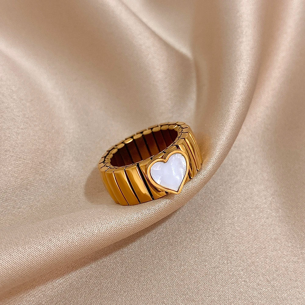 Greatera Elastic Force Stainless Steel Women's Ring Heart Pattern Fashion Colorfast Wide Design Valentine's Day Gift Jewelry