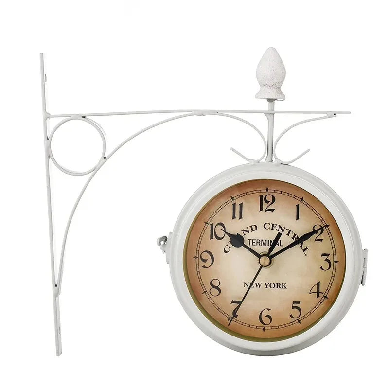 Outdoor Wall Clock Hanging Retro Double Sided Battery Powered Metal Mount Vintage Garden Coffee Bar Decoration Round Station