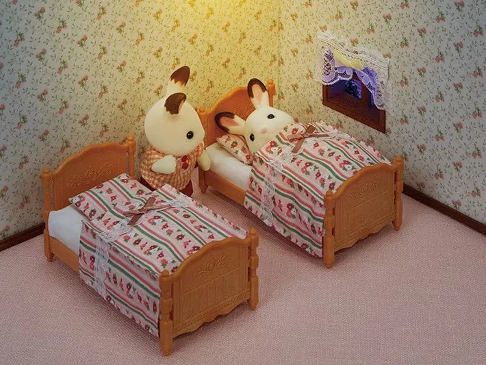 The new Japanese Sylvanian Families play house toy doll animal mini Kawaii Cute Doll Model Kids Toys Birthday Gifts For Girl