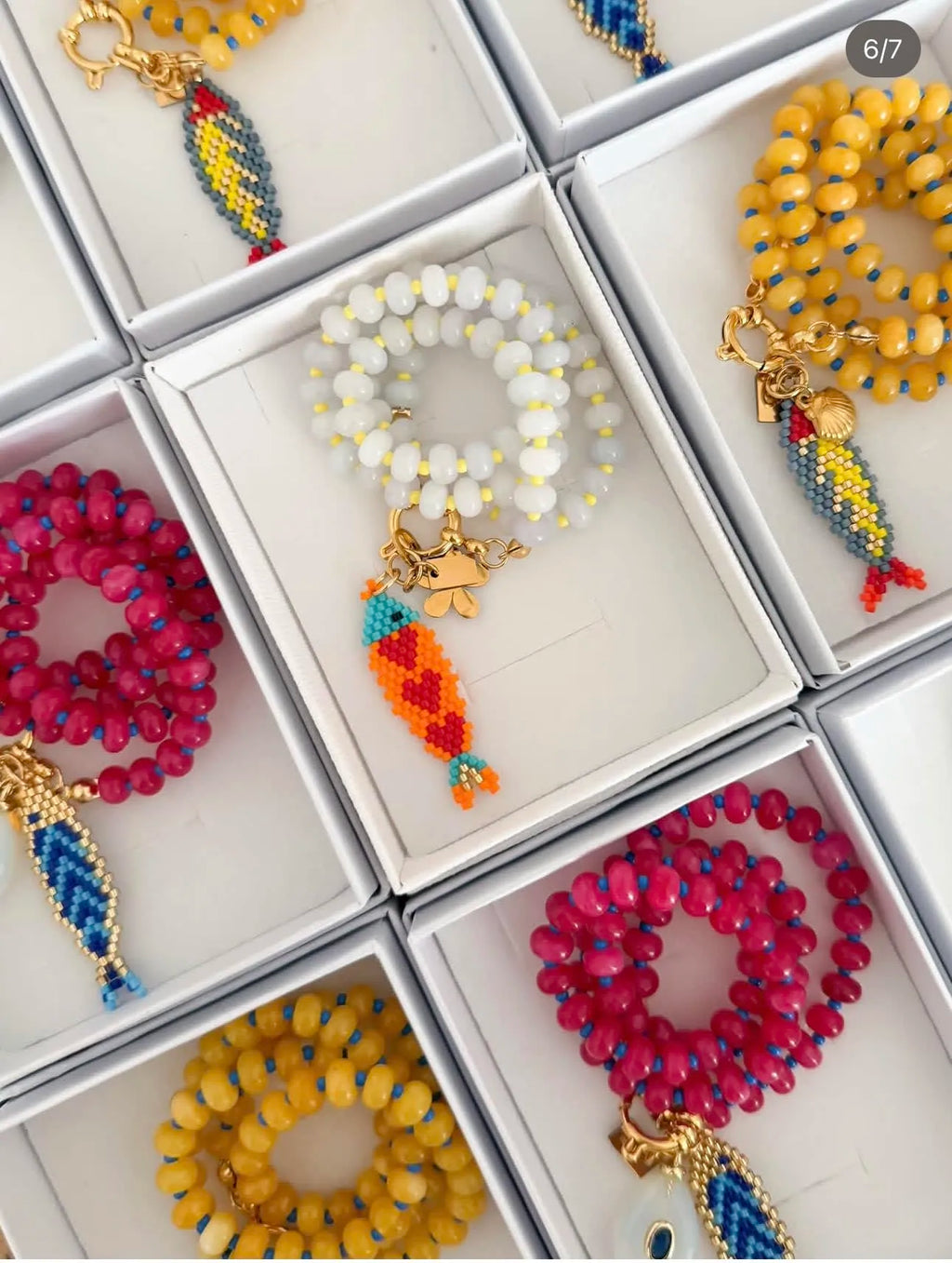 Elegant eye-catching summer fashion accessory jewelry Bohemian style colored bead necklace with hand knitting fish pendant