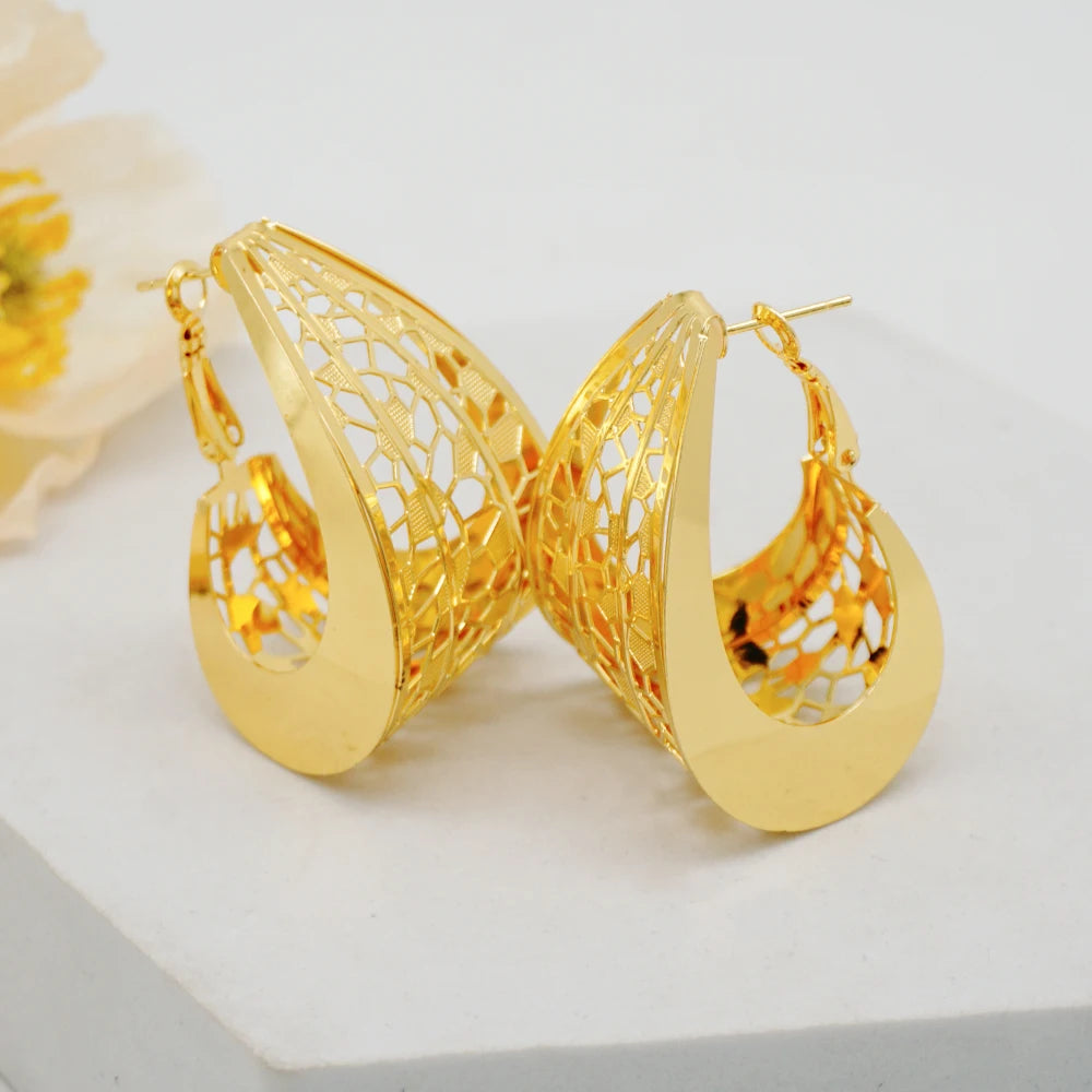 Fashion Dubai Jewelry Sets Gold Color Pendant Copper Classic Earrings Necklace For Women Daily Wear Party Anniversary Gifts