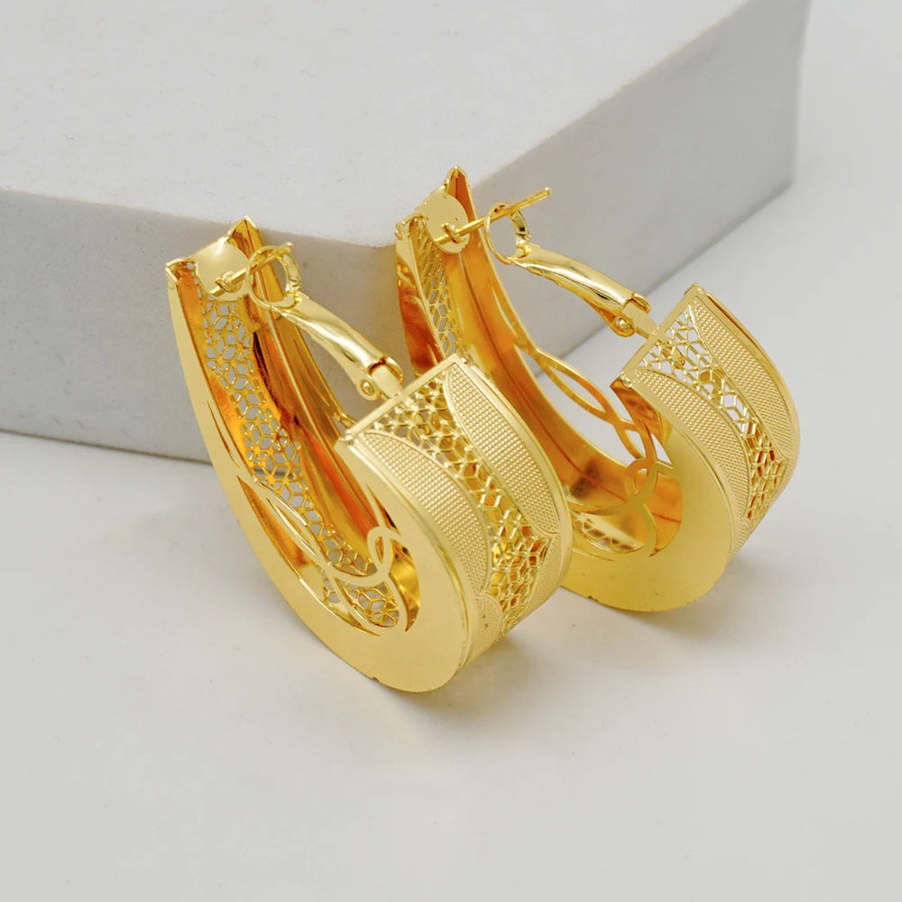 Fashion Dubai Jewelry Sets Gold Color Pendant Copper Classic Earrings Necklace For Women Daily Wear Party Anniversary Gifts